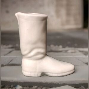 Vintage Shawnee USA Pottery White Bud Vase